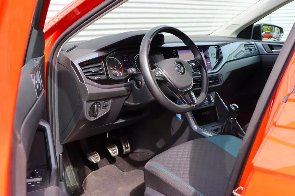 Volkswagen Polo 1.0 TSI Comfortline | NAVIGATIE | STOELVERWA uit 2020, foto 7