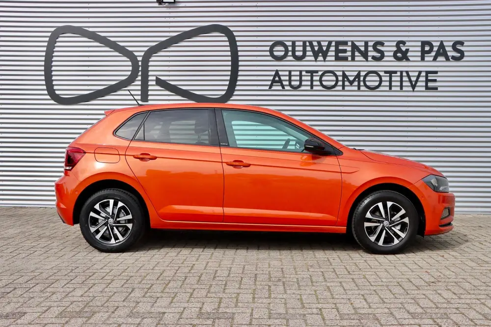 Volkswagen Polo 1.0 TSI Comfortline | NAVIGATIE | STOELVERWA uit 2020, foto 9