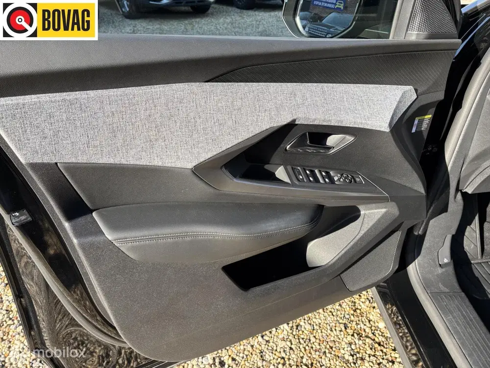 Peugeot 5008 1.2 Hybrid 136 Allure 7 prs automaat camer uit 2025, foto 5