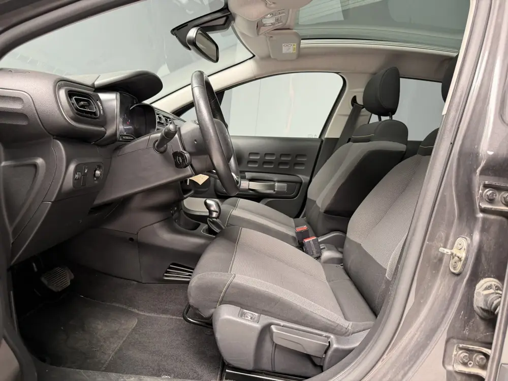 Citroën C3 1.2 PureTech S&S Shine GARANTIE uit 2019, foto 2