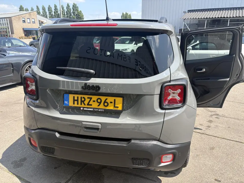 Jeep Renegade 1.0T Limited uit 2020, foto 11