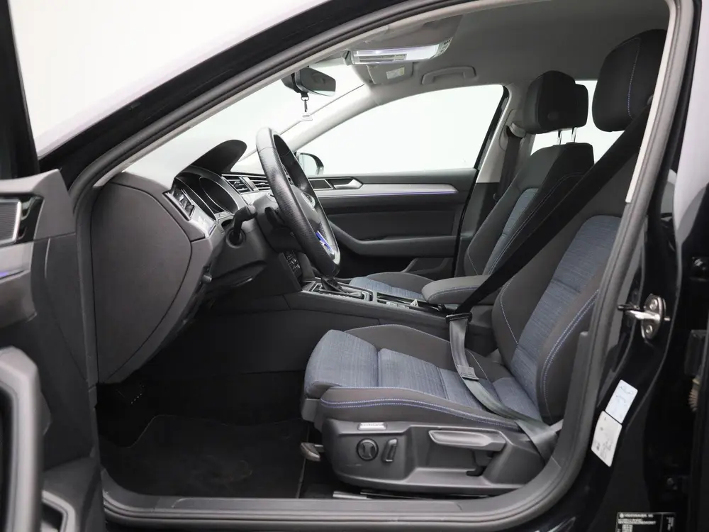Volkswagen Passat 1.4 TSI PHEV GTE Business | Naviagtie | Ai uit 2022, foto 11