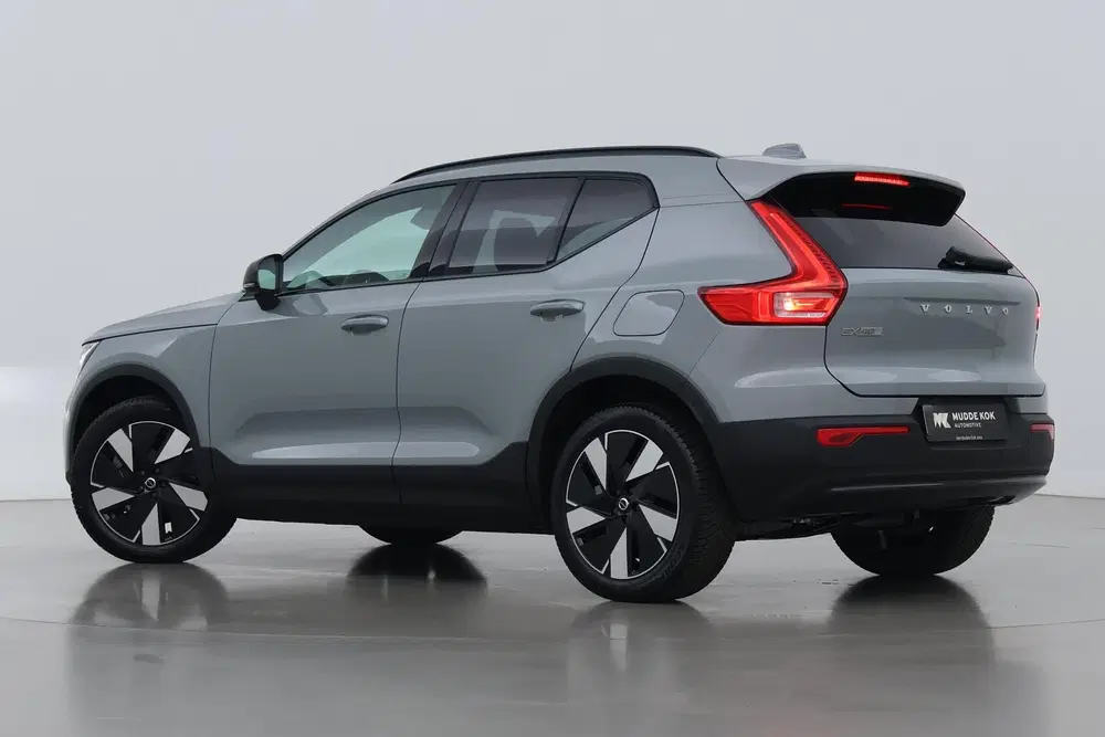Volvo EX40 Single Motor Extended Range Plus uit 2026, foto 2
