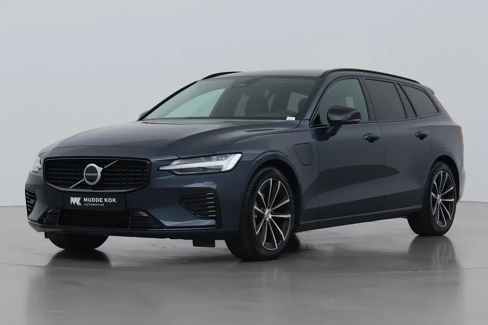 Volvo V60 T8 Plus Dark uit 2025, foto 8