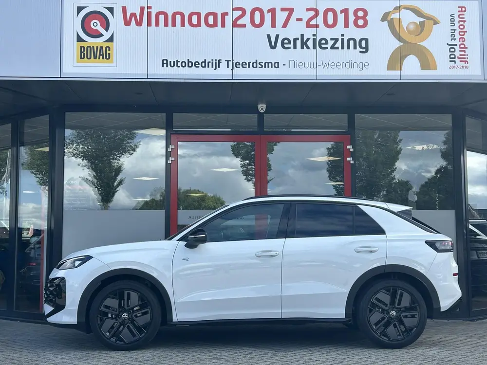 Volkswagen T-Roc 1.5 eTsi R-Line First Edition | NIEUW | R-L uit 2026, foto 3