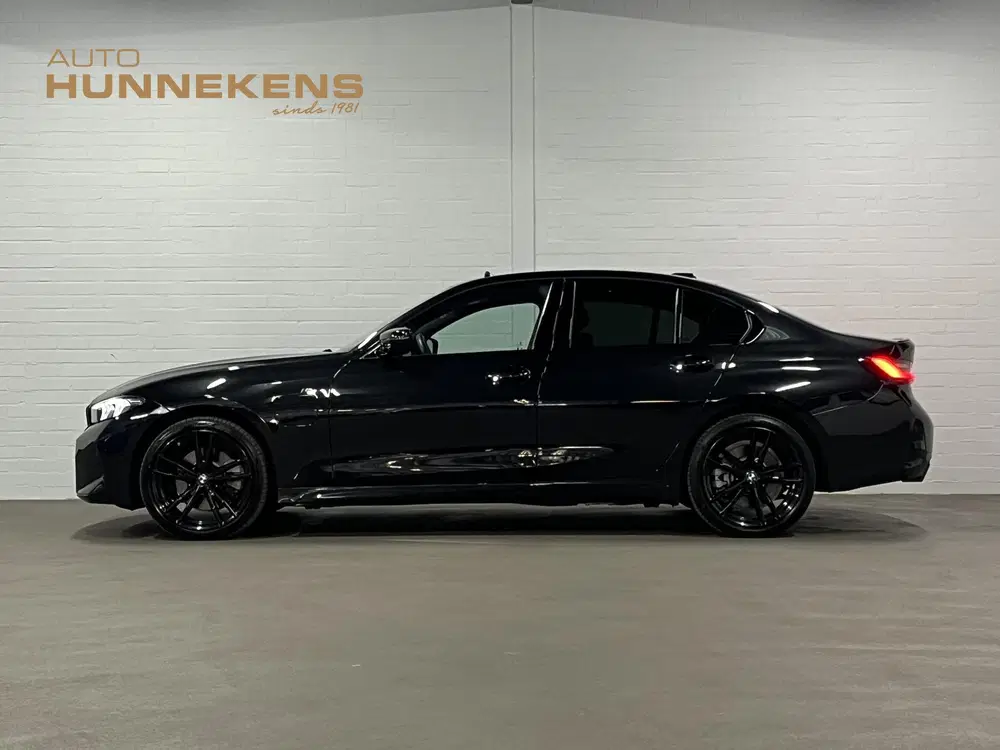 BMW 3-serie 330e SOH 95% uit 2024, foto 10
