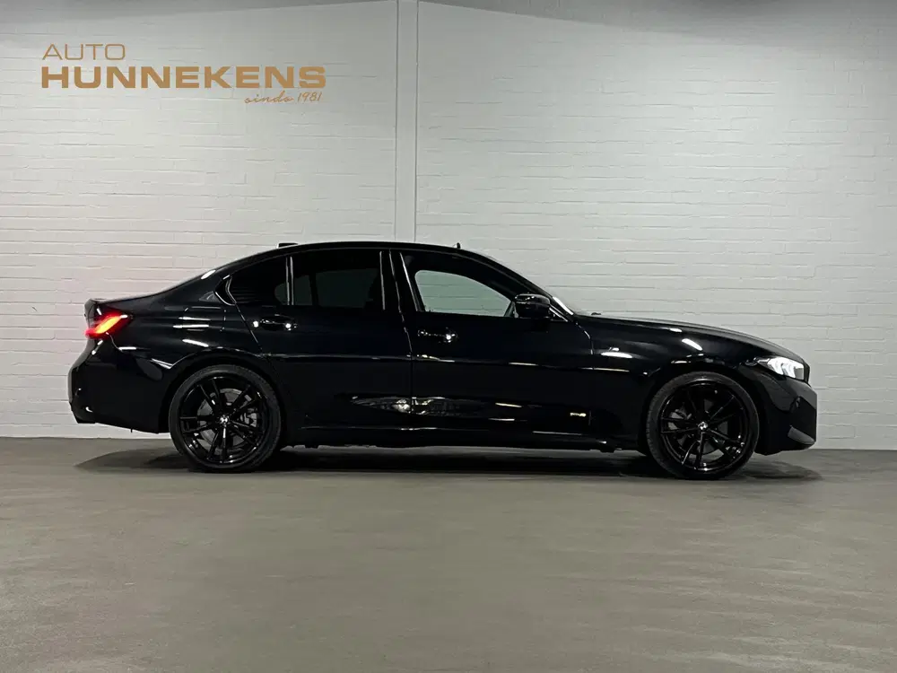 BMW 3-serie 330e SOH 95% uit 2024, foto 12