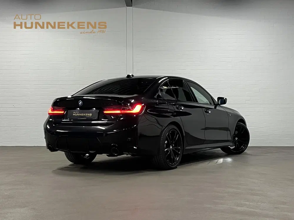 BMW 3-serie 330e SOH 95% uit 2024, foto 4