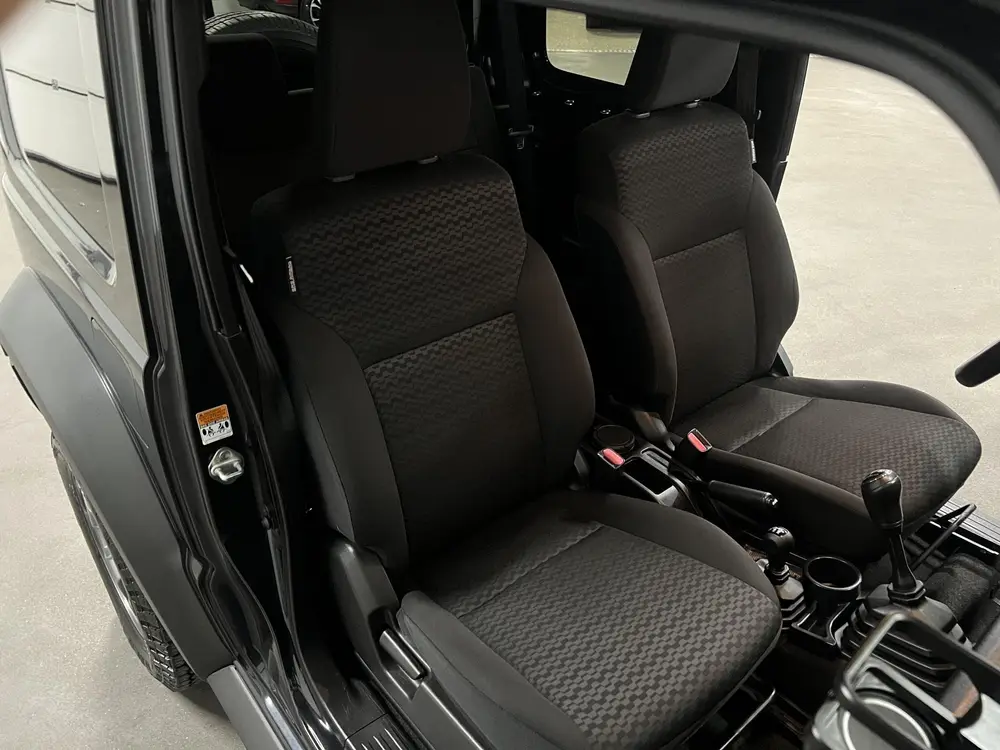 Suzuki Jimny 1.5 Stijl *4 persoons* Cruise control | Stoelve uit 2019, foto 16