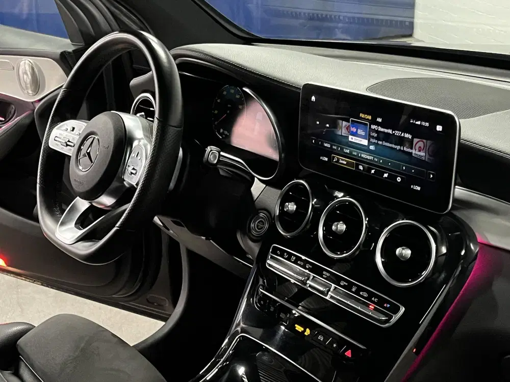 Mercedes-Benz GLC 300e 4MATIC AMG-line Trekhaak uit 2021, foto 16