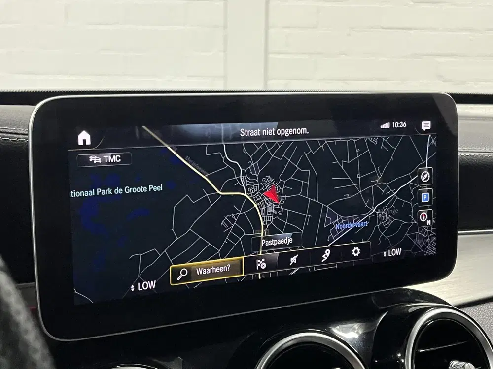 Mercedes-Benz GLC 300e 4MATIC AMG-line Trekhaak uit 2021, foto 20
