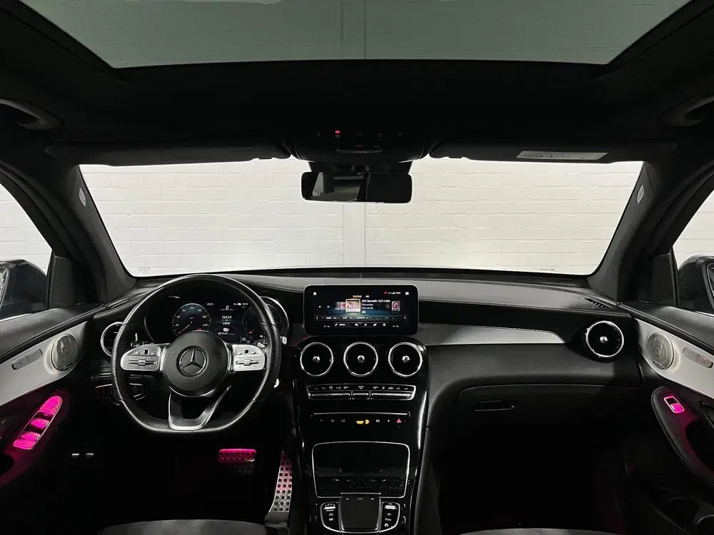 Mercedes-Benz GLC 300e 4MATIC AMG-line Trekhaak uit 2021, foto 3