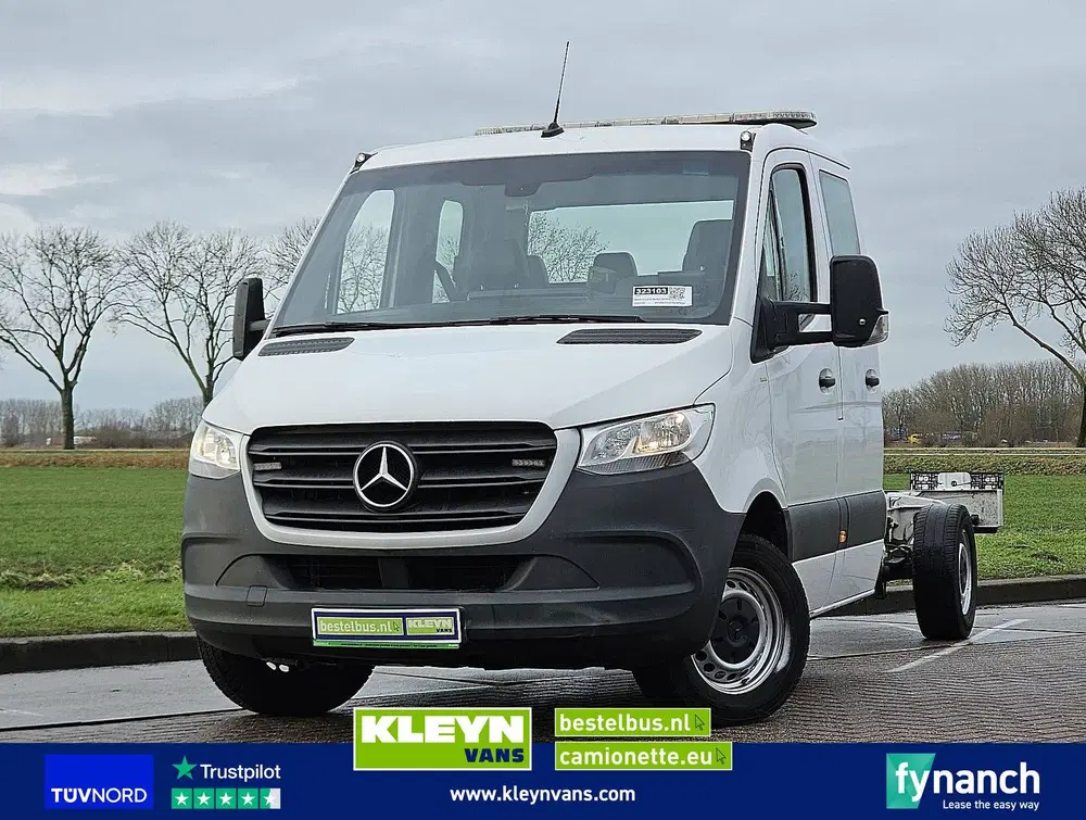 Mercedes-Benz Sprinter 319 l3 chassis dub cab uit 2022