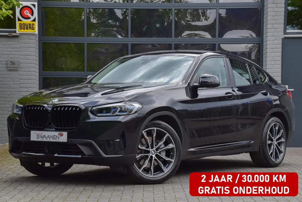 BMW X4 30i xDrive uit 2022