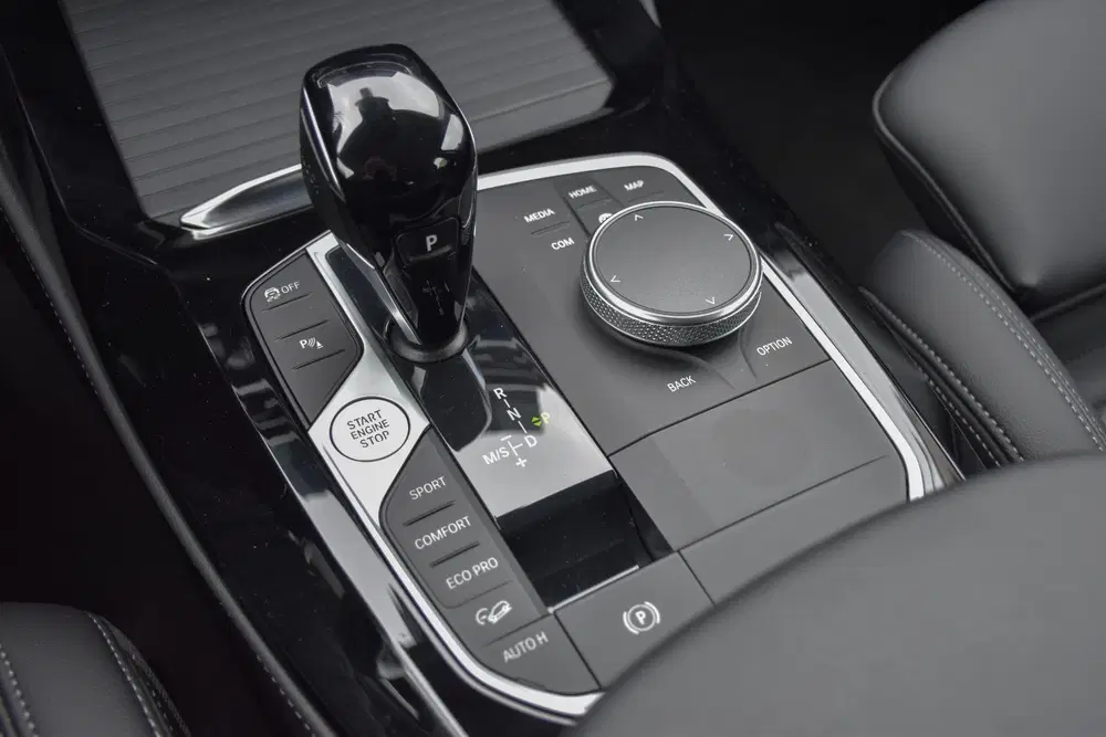BMW X4 30i xDrive uit 2022, foto 18