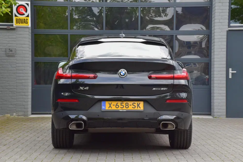 BMW X4 30i xDrive uit 2022, foto 5