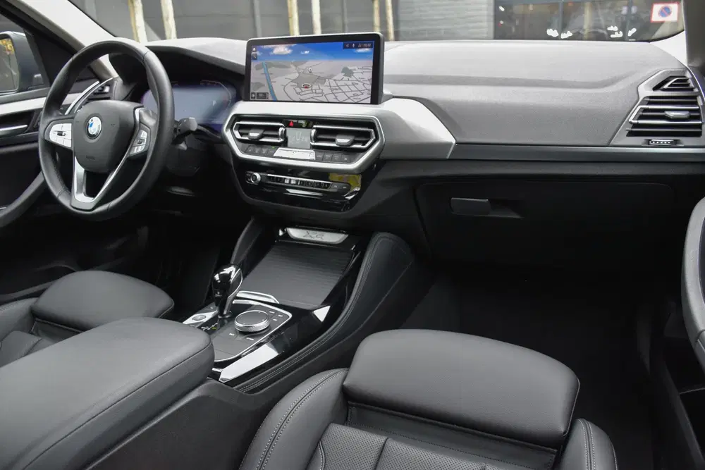BMW X4 30i xDrive uit 2022, foto 9