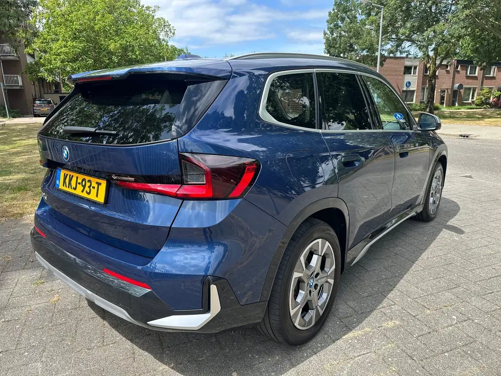 BMW iX1 XDrive30 67 kWh uit 2023, foto 6