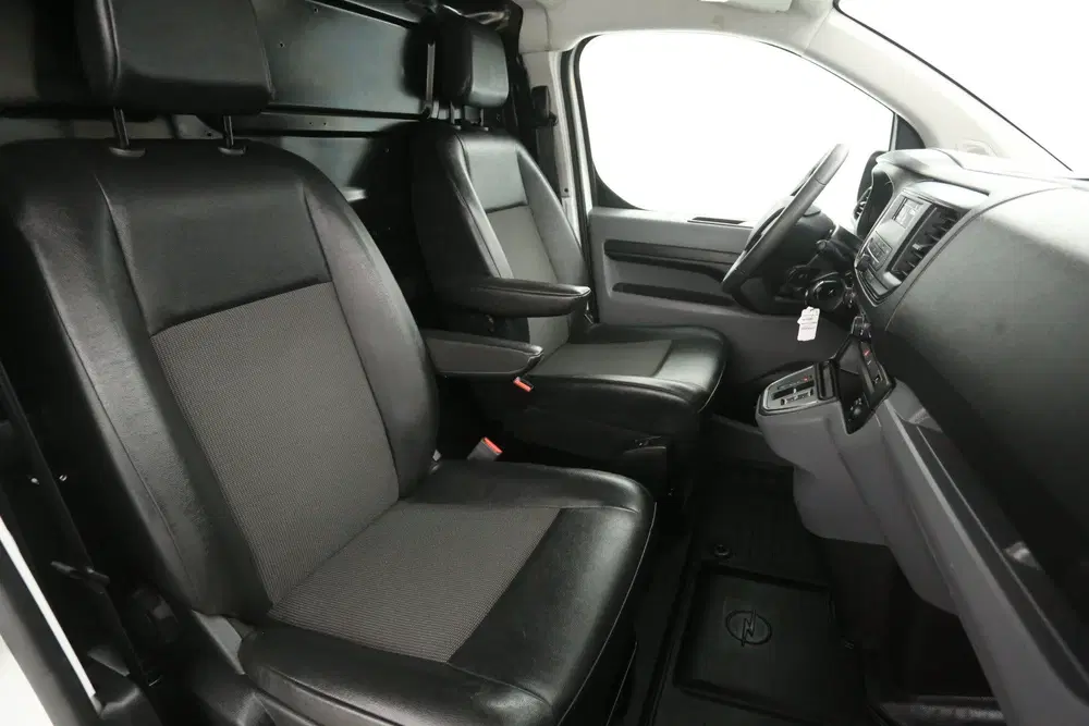 Peugeot Expert Opel Vivaro-e L2H1 Edition 75 kWh uit 2022, foto 12