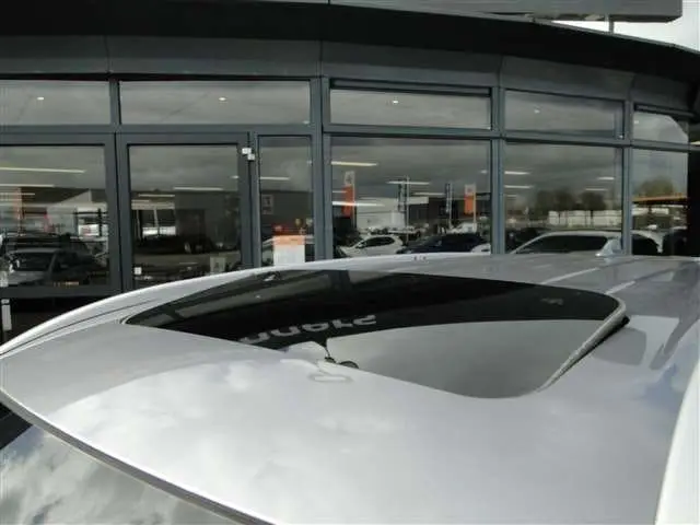 Mitsubishi Outlander 2.4 Phev 4wd Instyle | Schuifdak | Leer uit 2019, foto 18