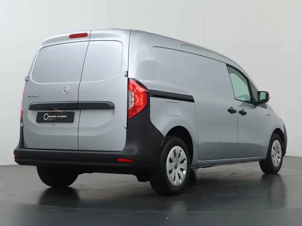 Mercedes-Benz Citan 112 uit 2024, foto 2