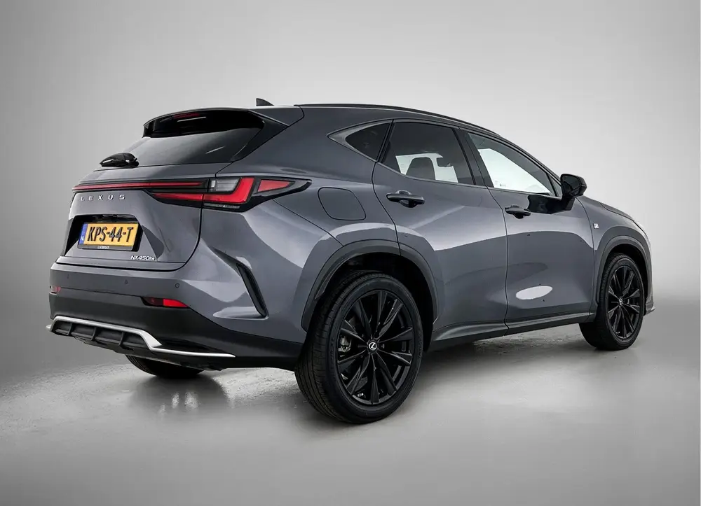 Lexus NX 450h+ AWD F Sport Line uit 2022, foto 2