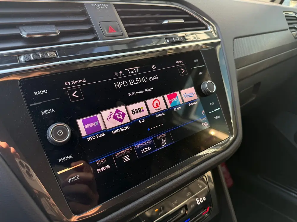 Volkswagen TIGUAN 1.4 TSI eHybrid R-Line Business+ MAXTON Bl uit 2021, foto 20