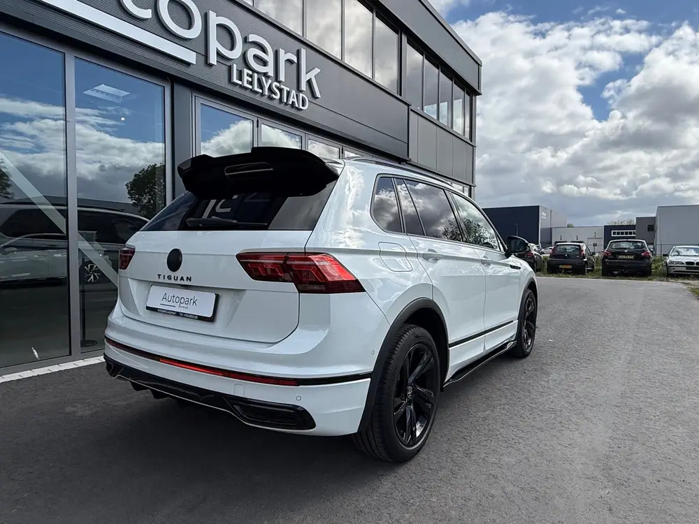 Volkswagen TIGUAN 1.4 TSI eHybrid R-Line Business+ MAXTON Bl uit 2021, foto 8