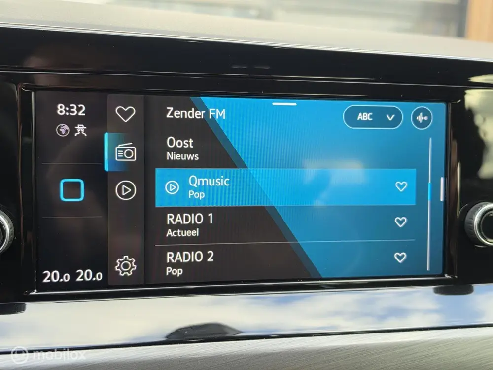 Volkswagen Golf 1.5 TSI STYLE CARPLAY CAMERA ACC MASSAGE uit 2020, foto 20