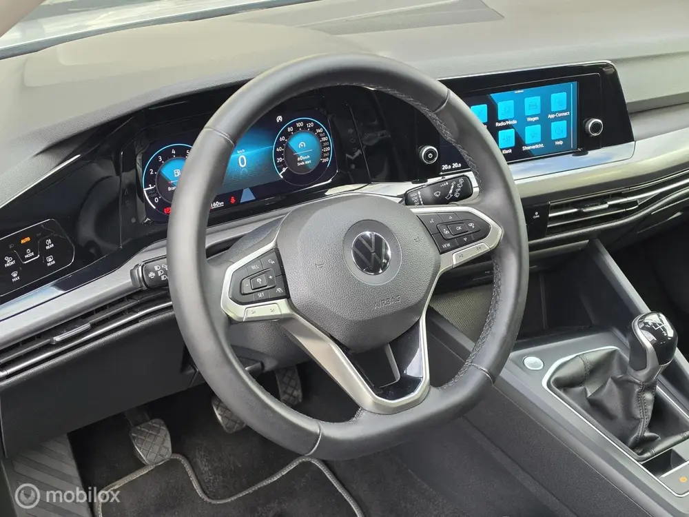 Volkswagen Golf 1.5 TSI STYLE CARPLAY CAMERA ACC MASSAGE uit 2020, foto 3
