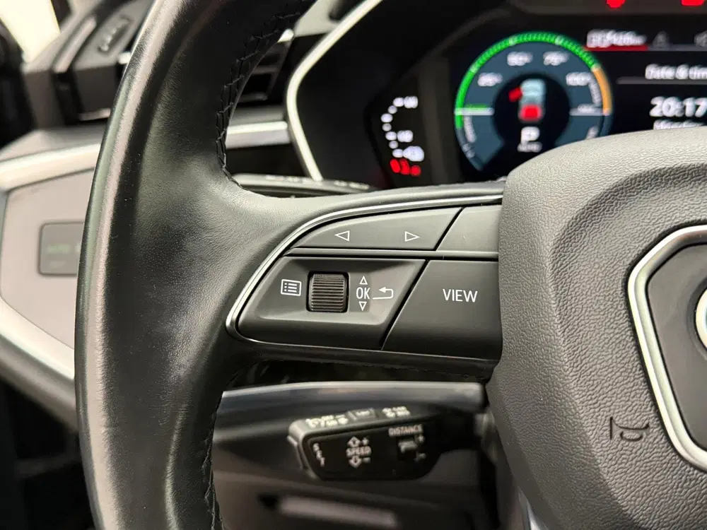 Audi Q3 45 TFSI e edition uit 2021, foto 17