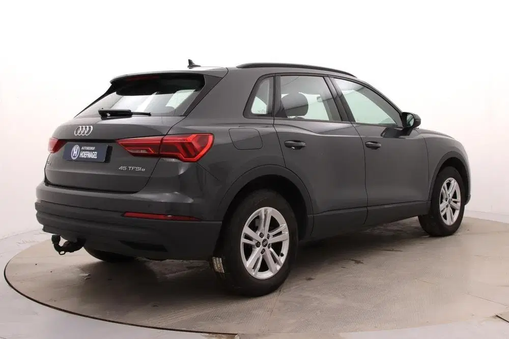 Audi Q3 45 TFSI e edition uit 2021, foto 2