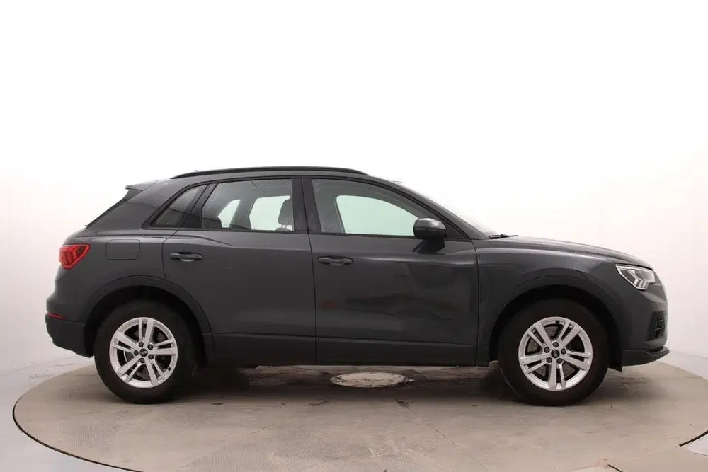 Audi Q3 45 TFSI e edition uit 2021, foto 9