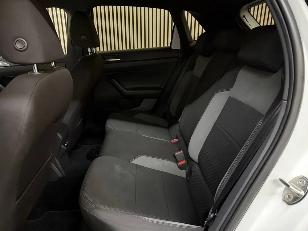 Volkswagen Polo 1.0 TSI 3xR-Line 2021 DSG LED CAMERA VIRTUAL uit 2021, foto 13