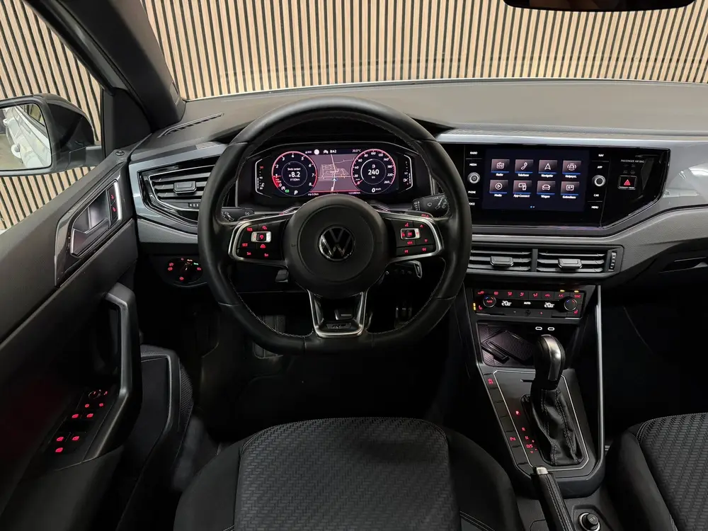 Volkswagen Polo 1.0 TSI 3xR-Line 2021 DSG LED CAMERA VIRTUAL uit 2021, foto 16