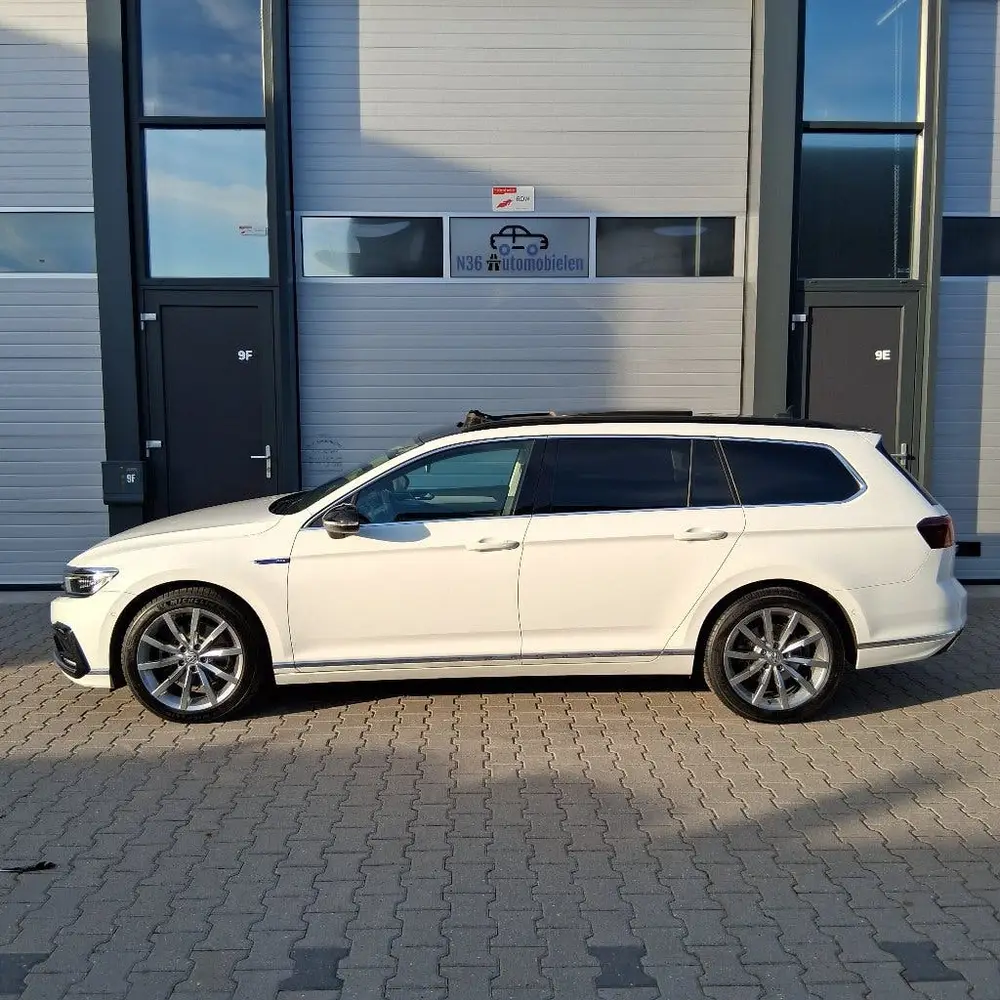 Volkswagen Passat Variant GTE 218PK/ DYNAUDIO/PANO/H.U.D. uit 2021, foto 6