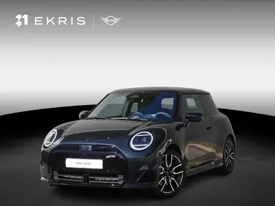 Mini John Cooper Works Cooper E John Cooper Works uit 2024