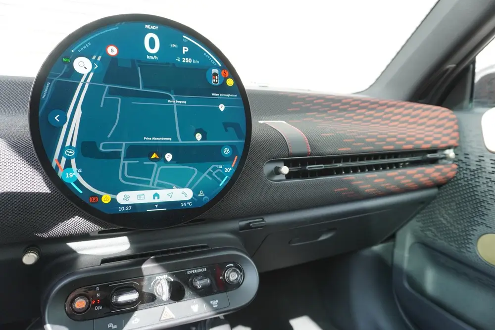 Mini John Cooper Works Cooper E John Cooper Works uit 2024, foto 11