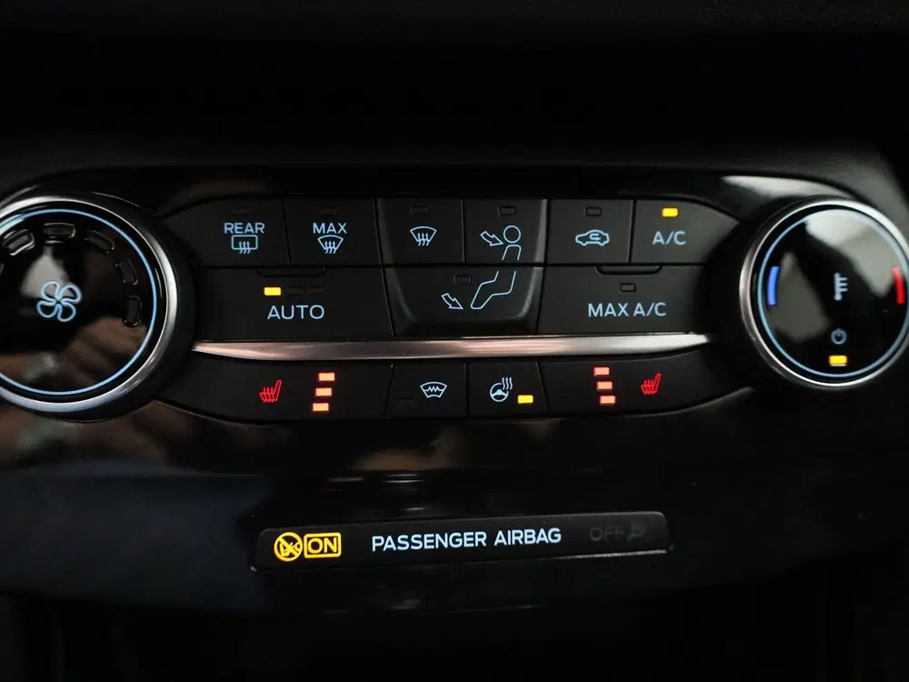 Ford Puma 1.0i Ecoboost mHEV 92kW ST-Line X uit 2023, foto 19