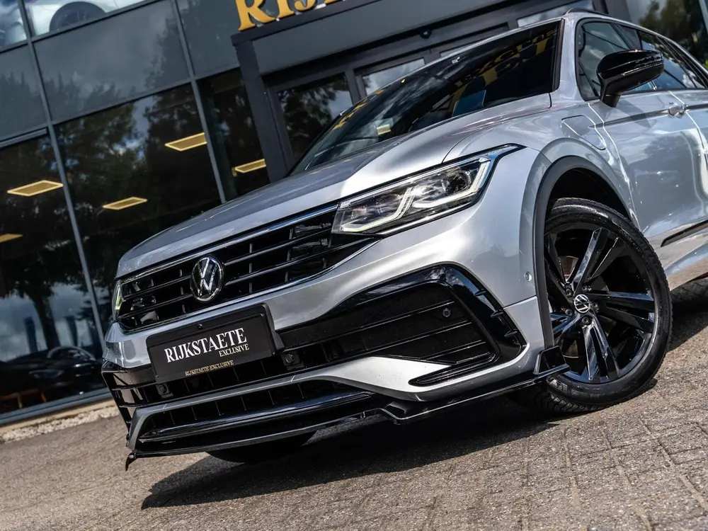 Volkswagen Tiguan 1.4 TSIe Hybrid R-Line Business+|ACC|HUD uit 2022, foto 17