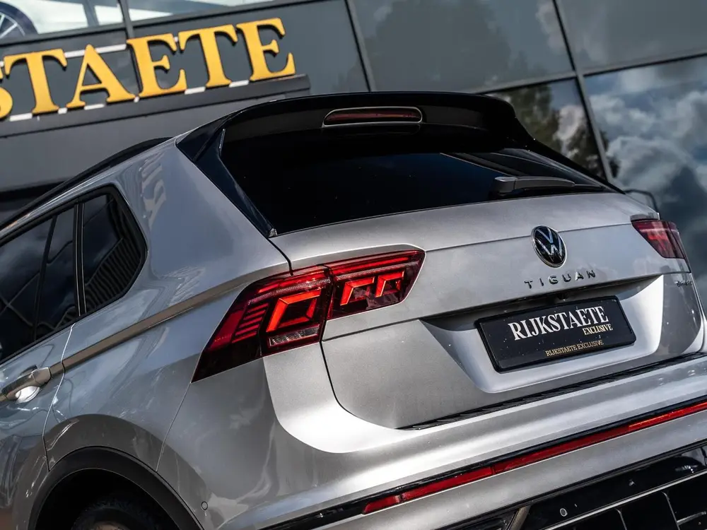 Volkswagen Tiguan 1.4 TSIe Hybrid R-Line Business+|ACC|HUD uit 2022, foto 20