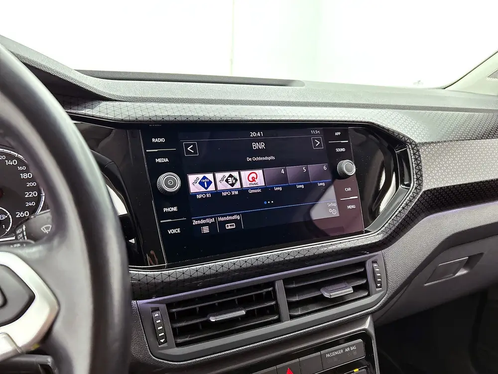 Volkswagen T-CROSS 1.0 TSI Life | Automaat | Adaptive cruise uit 2019, foto 18