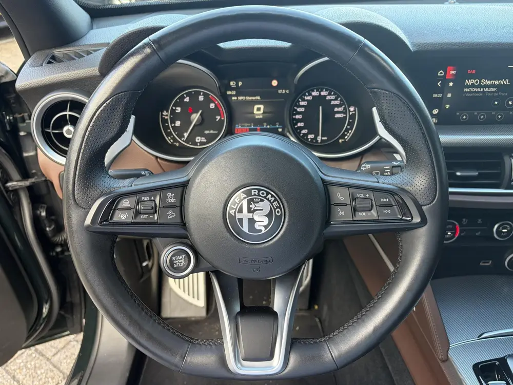 Alfa Romeo Stelvio 2.0 T AWD Veloce Ti / 280 PK / Bomvolle S uit 2020, foto 5