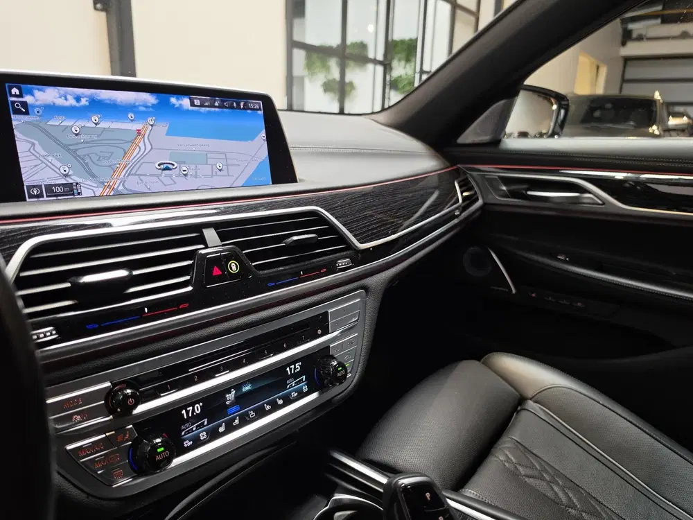 BMW 7-serie 745e High Executive Full options uit 2022, foto 18