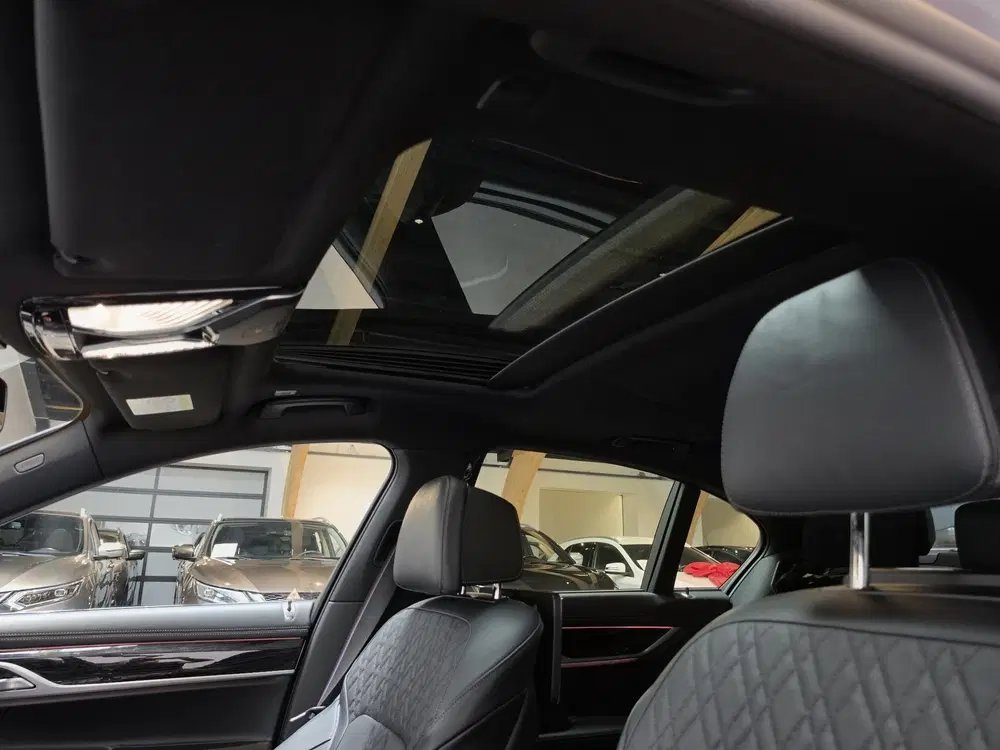 BMW 7-serie 745e High Executive Full options uit 2022, foto 19