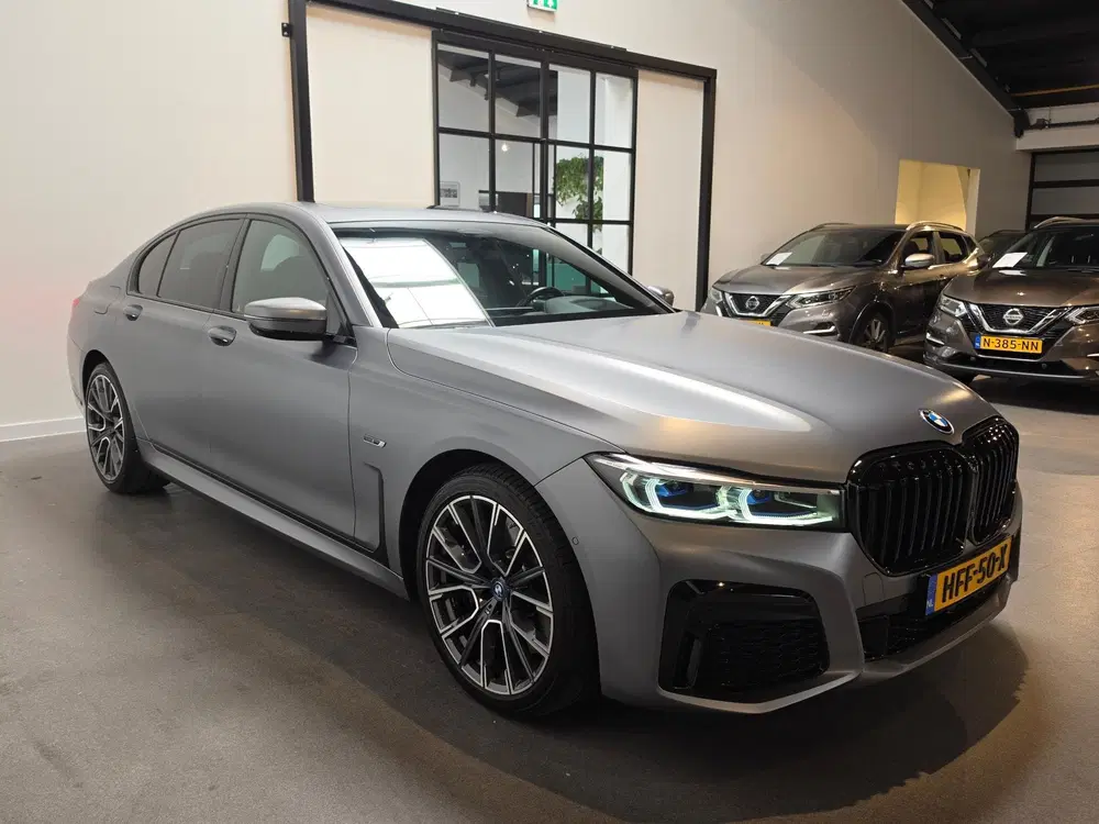 BMW 7-serie 745e High Executive Full options uit 2022, foto 2