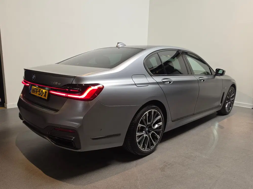 BMW 7-serie 745e High Executive Full options uit 2022, foto 6