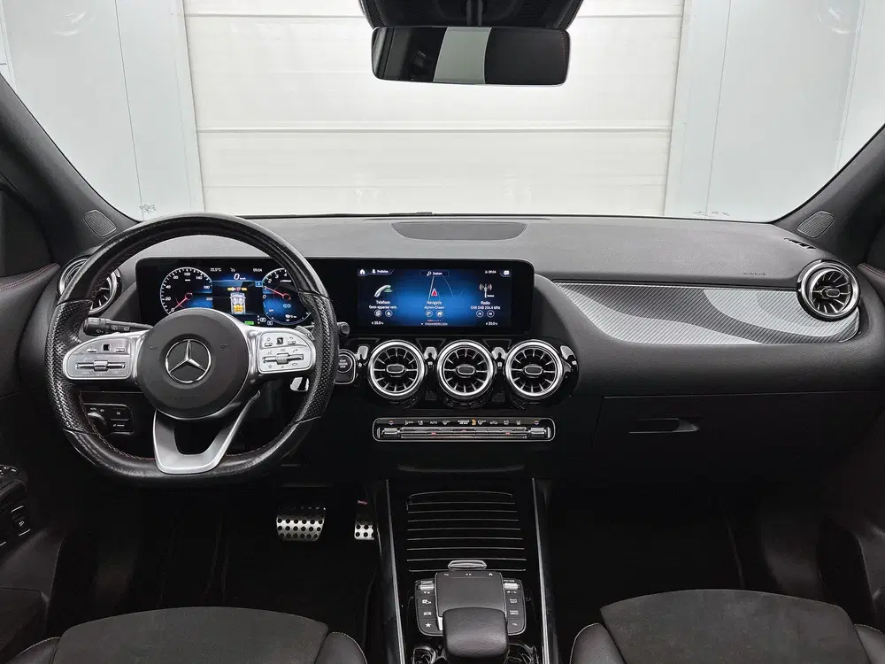 Mercedes-Benz GLA 250 e Business Solution AMG Limited uit 2021, foto 5