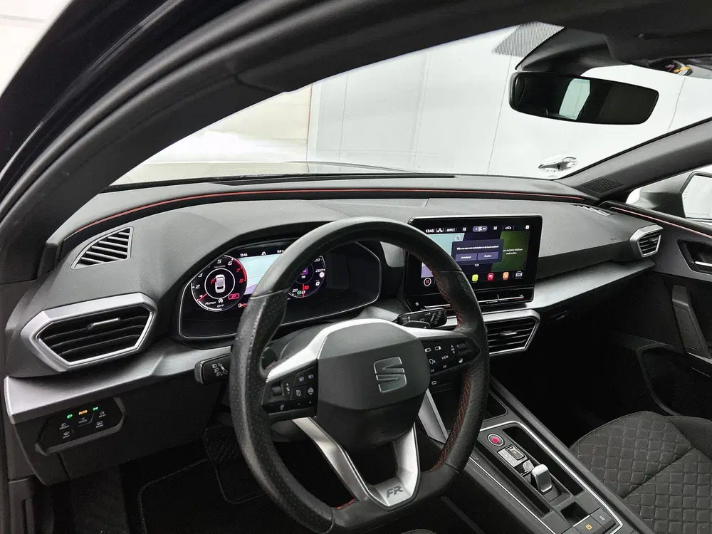 SEAT Leon 1.5 eTSI Style uit 2021, foto 13