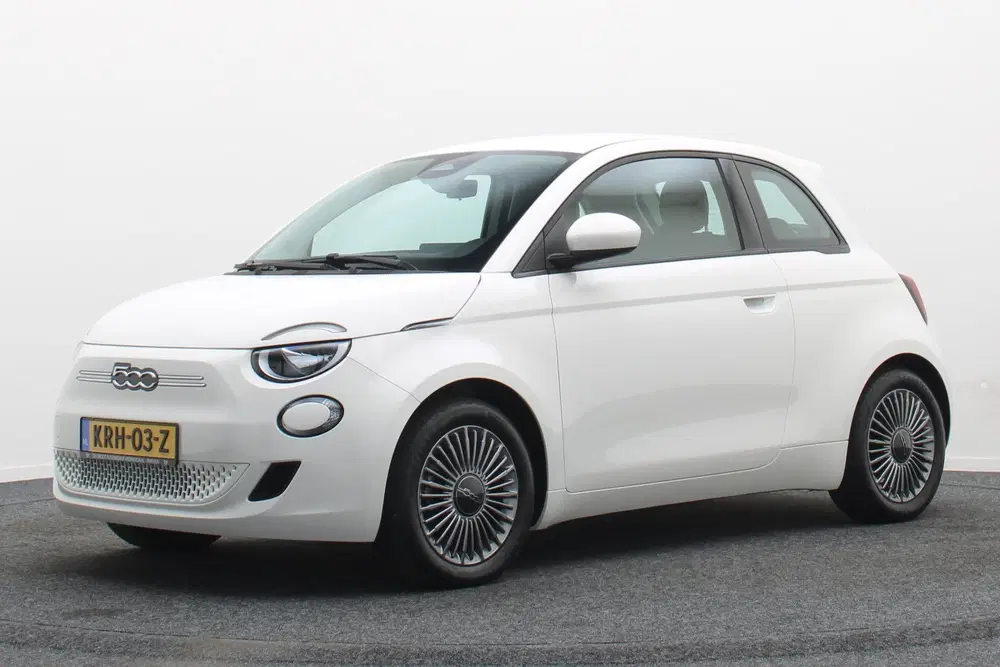 Fiat 500e Icon 42 kWh SOH 94 uit 2023, foto 14